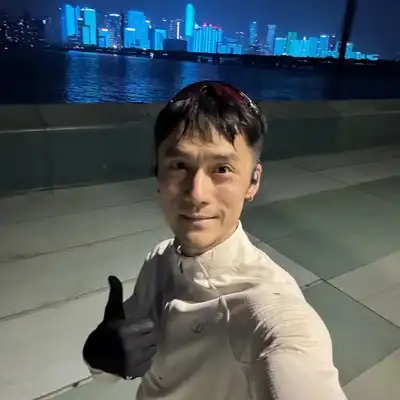 袁晨